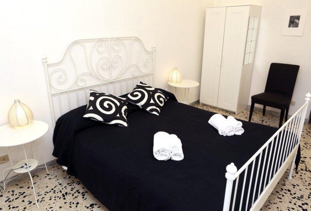Coral Guest House Рим Екстериор снимка