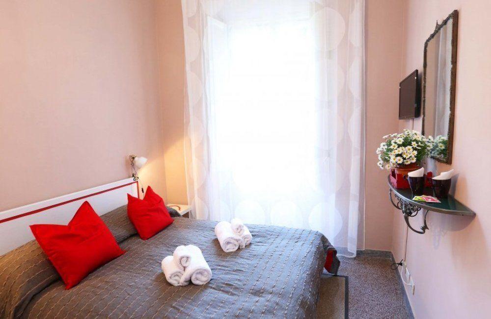 Coral Guest House Рим Екстериор снимка