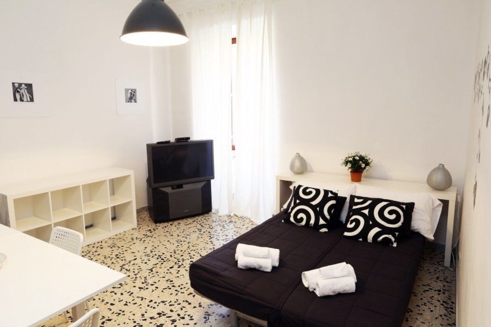 Coral Guest House Рим Екстериор снимка