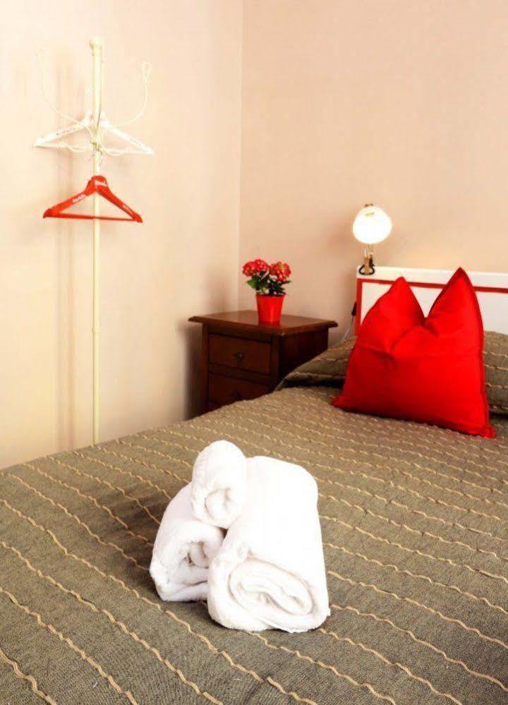 Coral Guest House Рим Екстериор снимка