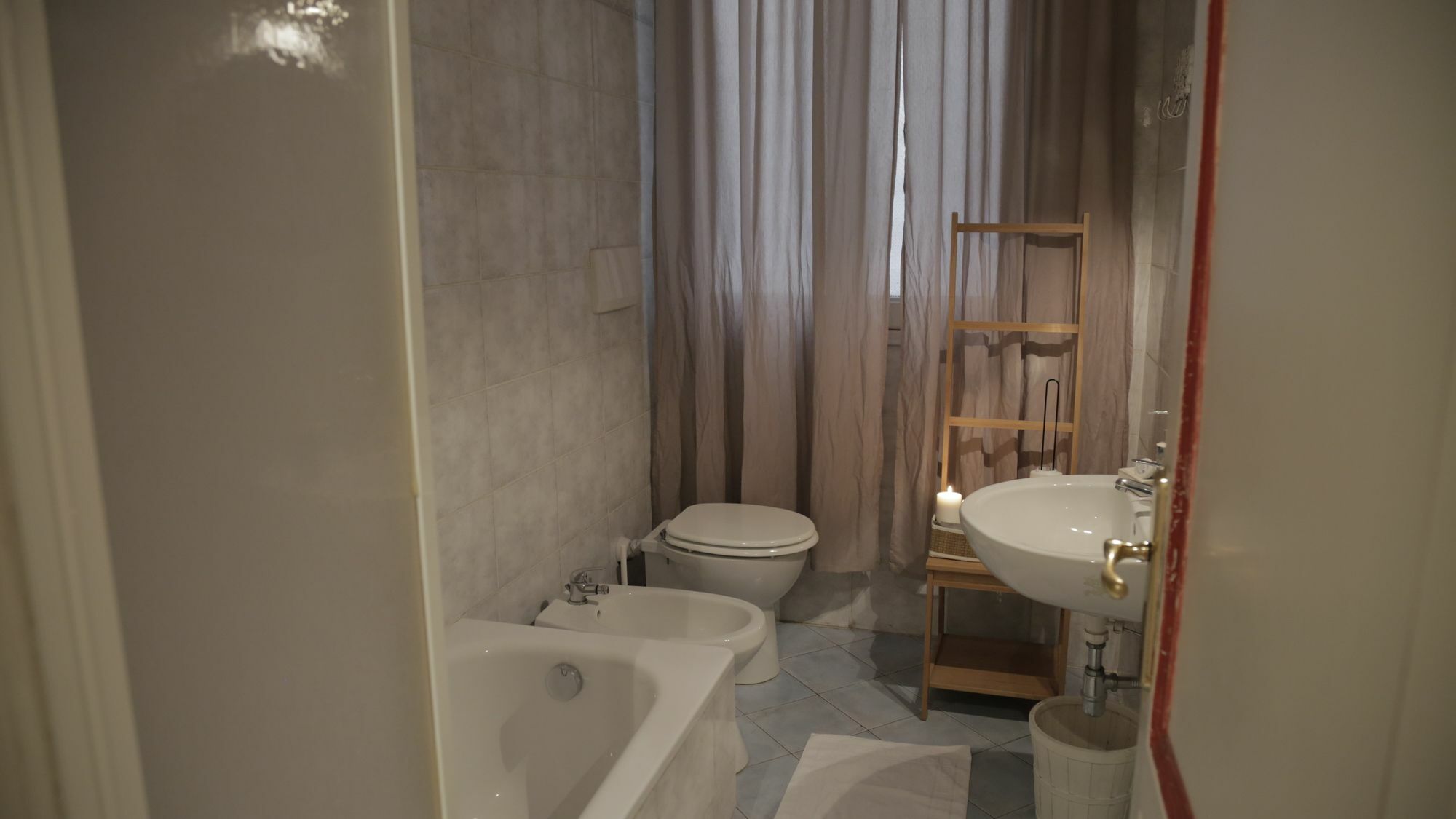 Coral Guest House Рим Екстериор снимка