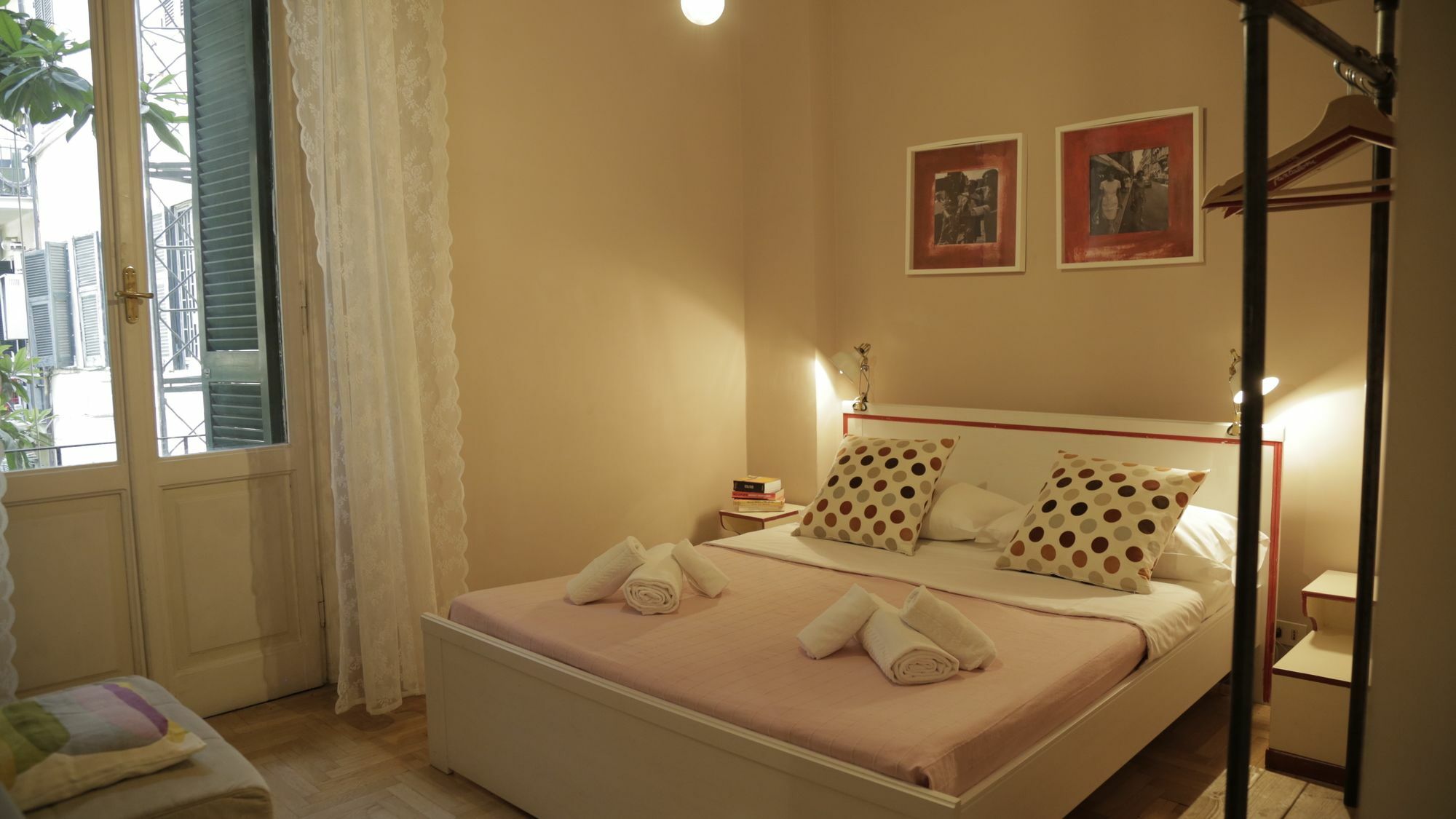 Coral Guest House Рим Екстериор снимка