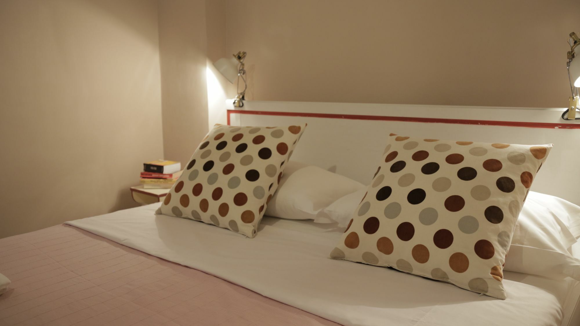 Coral Guest House Рим Екстериор снимка
