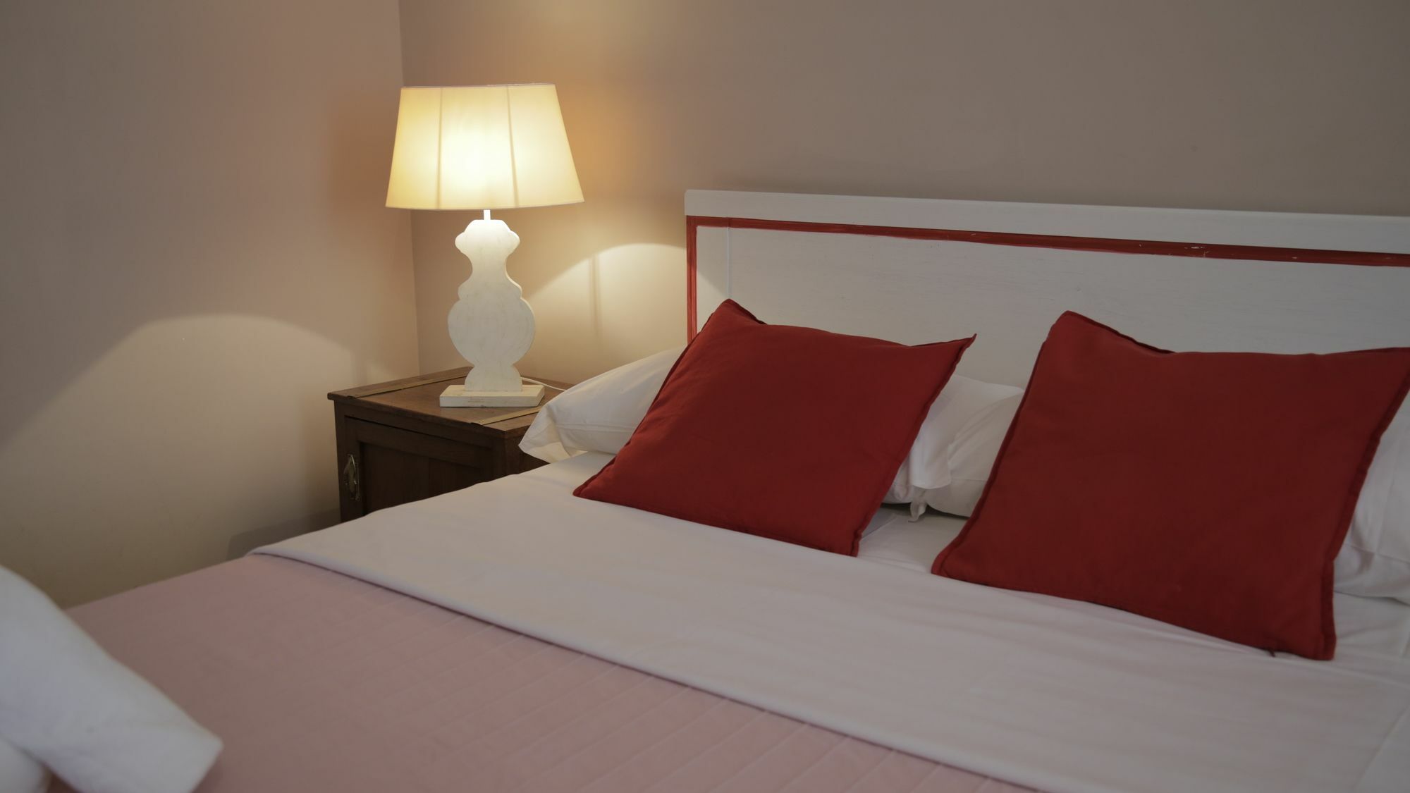 Coral Guest House Рим Екстериор снимка